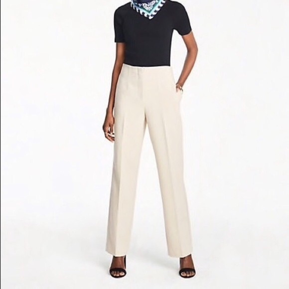 Ann Taylor Pants - Ann Taylor cream trouser
